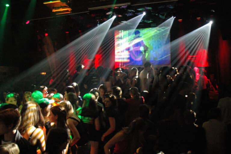 Awareness im Nachtleben: Damit Clubkultur für alle sicher bleibt
